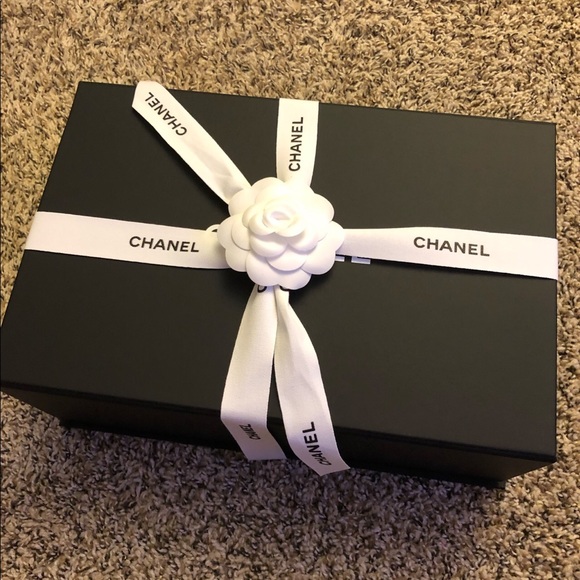 SOLD Chanel Flap Bag - Picture 3 of 3